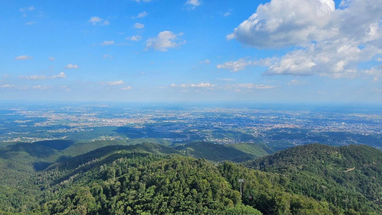 Panorama. Zagreb sa Sljemenskog tornja
